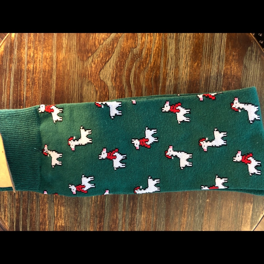 Men lama green fun dress socks